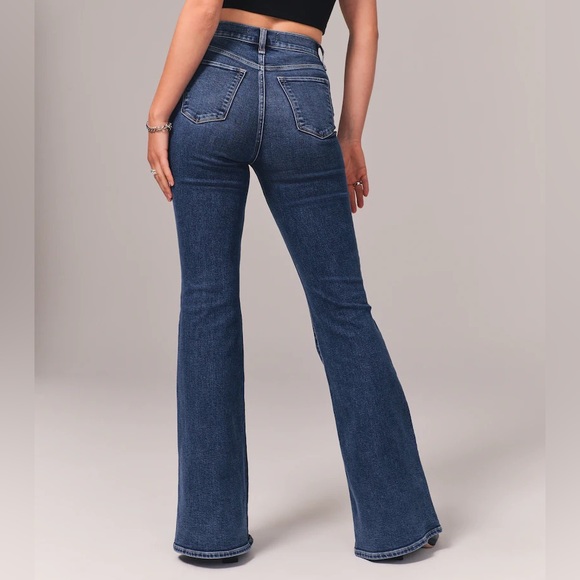 Abercrombie & Fitch Denim - A&F 70s Flare High Rise Jeans in Dark Wash Size 27L (US 4L)